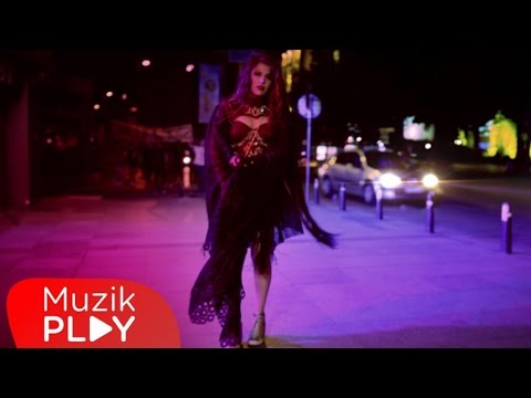 Selcan Asyalı Seni Severdim Official Video