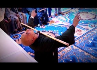  شاهد صعيدي على اغنية يا مين يواديني اشوف النبي بعيني مع الريس شحات البنجاوي من افراح اسكندريه
