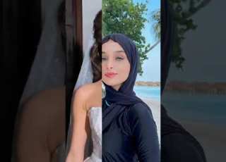ضحى عربي بدون حجاب