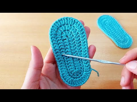 كروشيه نعل لكلوك حذاء بيبى Crochet Baby Shoes