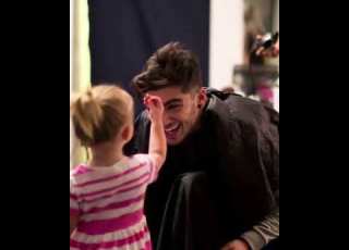 Zayn Malik With His Daughter Khai Malik Shorts Zaynmalik Gigihadid Khaimalik Foryou