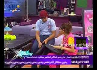  لقطات مضحكه قبل نوم لارا غيره باش من عزوز و ارغام ايه لارا على النوم