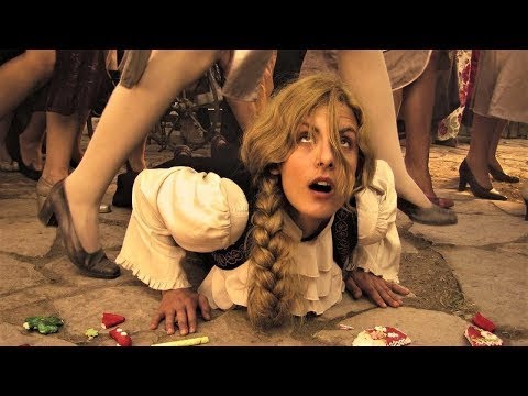 شاب مراهق عندما بلغ تحمل منه كل سيدات القريه أثناء إنشغال الرجال بالحرب