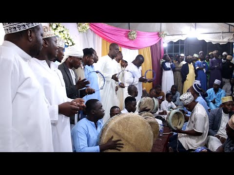 DUFU KUBWA QASWIDA MADRASAT SWIFAT NABAWIYAH KUTOKA TANDIKA