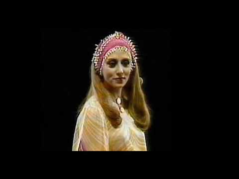 فيروز أهو دا اللي صار سيد درويش