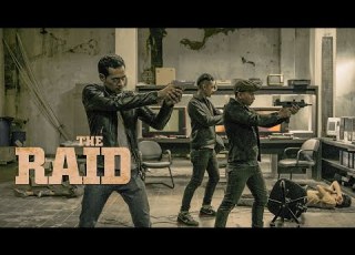 ظباط بيحاولوا يدمروا مبني متجمعين فيه كل مجرمين المدينة ملخص ثنائية افلام The Raid