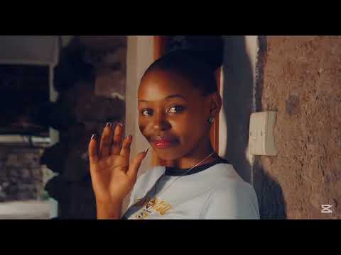 Love Is Blind Pochi Nene Yoyo Zing Official Video
