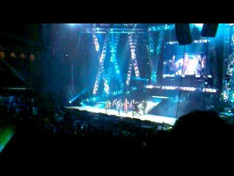 草蜢 三分钟放纵 热力节拍Wo Bom Ba Grasshopper 25th Anniversary Singapore 草蜢 三分钟放纵 热力节拍Wo Bom Ba Grasshopper 25th Anniversary Singapore