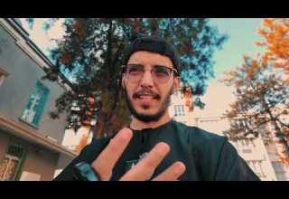 وقولوا للناس حسنا