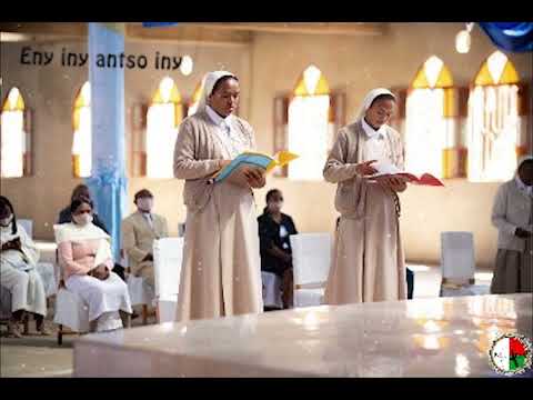 IO ILAY ANTSO Père Jaonah Sj HIRA KATOLIKA