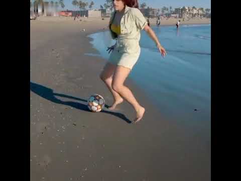 مش فاكر الكوبلية التاني انا مش فاكر الكوبلية