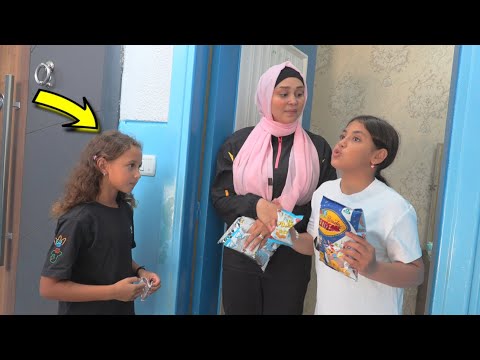 بنت صغيرة تضع منووم في الاندومي شوف حصل اية