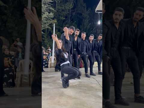 الله اكبر على هيبة وثقل الدبكة اللبنانية مع ام الجود Dabke Lebanon