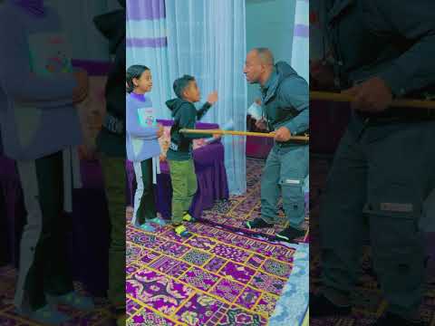 لما المدرس يسالك علي فلوس الدرس مين عنده امتحانات اليومين دول