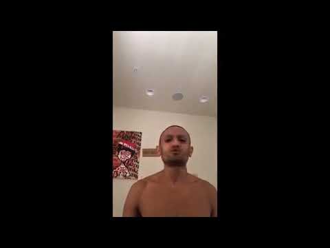 وائل غنيم يشتم الفنان محمد منير بألفاظ نابية