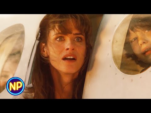 Escaping In The Plane Scene 2012