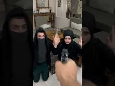 اغبى حرامي في العالم ام سيف جيفارا العلي Shorts