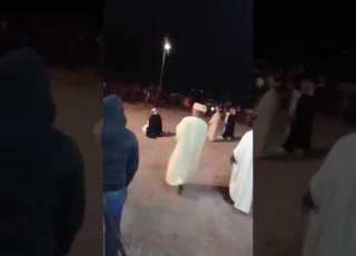 لزهر ولد العيفة نوكل ربي على الشيب لي ضلمني