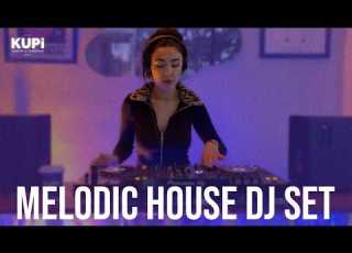 Lidia Petrea Melodic House Techno DJ Set 2026 Coffee Session At KUPI