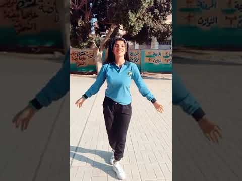 رقص في المدرسه