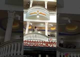 Sunny Karachi Home Painter