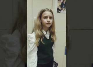 КАК ОНА МОГЛА ТАК СО МНОЙ ПОСТУПИТЬ Shorts школа школаглазамишкольника конфликт красотка
