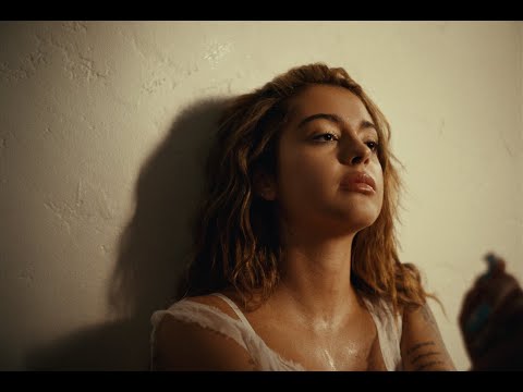 Malú Trevejo Repeat Official Music Video