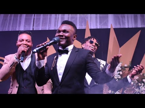 DIAMOND MBOSSO ABDUL MISAMBANO Walivyomkonga Nyoyo MAMA DANGOTE Kwa Kuimba Wimbo Wa ASU DIAMOND MBOSSO ABDUL MISAMBANO Walivyomkonga Nyoyo MAMA DANGOTE Kwa Kuimba Wimbo Wa ASU