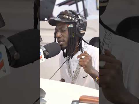 JAY COMBAT USINIACHE LIVE NDANI YA WASAFI FM