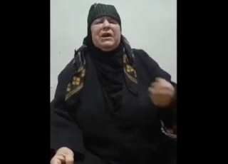  درعا ام محمد أم 8 شهداء تعاني من شبيحة لؤي العلي