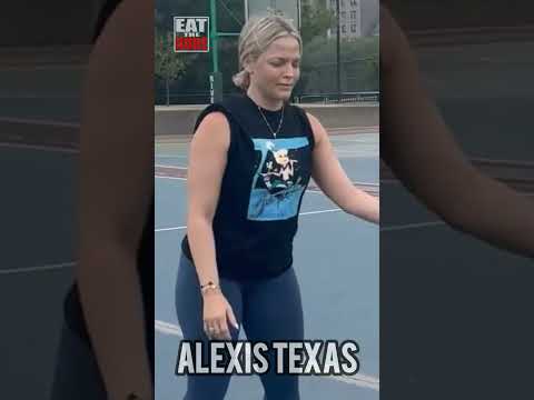 Alexis Texas Jugando Basketball