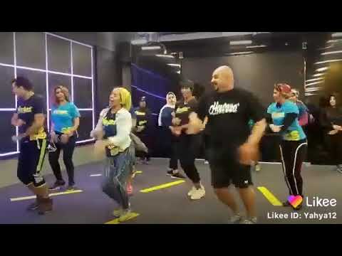 هو انت جيت منين حبيتك بتلاتة يلا نبلش رقص