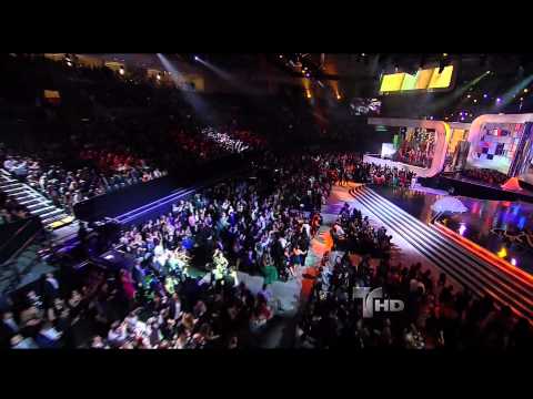 Don Omar Feat Lucenzo Danza Kuduro HD Premios Billboard 2011