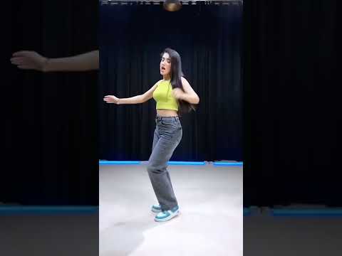 Mr Khiladi Chahiye Shorts