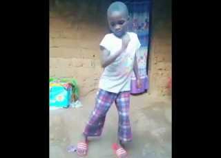 ZUCHU WETU WA CONGO Bilkey Brown