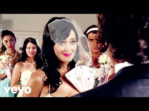 Katy Perry Hot N Cold Official Music Video