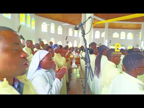 Mwanakondoo Misa Ya Kumi Na Moja