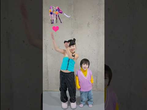 Zoey And Mystery KPop Demon Hunters 케이팝 데몬 헌터스 Zoey And Mystery KPop Demon Hunters 케이팝 데몬 헌터스