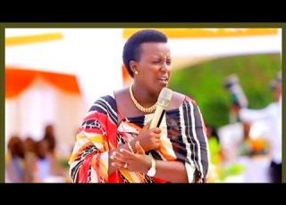  Annah Muriisa Okuhingira Dinah