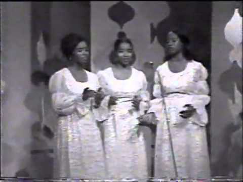 البسأل ما بتوه البلابل