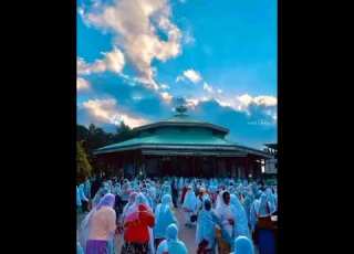 አላወርድም ሙሾ አይወርድም ክራሬ Zemarit Thass Gebregziaber ዘማሪት ትርሀስ ገብረእግዚአብሔር አላወርድም ሙሾ አይወርድም ክራሬ ደስተኛ ነኝ