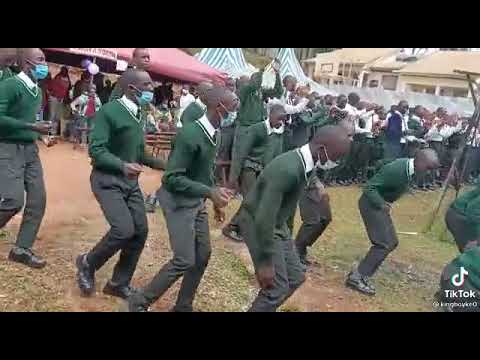 Huyu N Nani Anayeponya Hivii