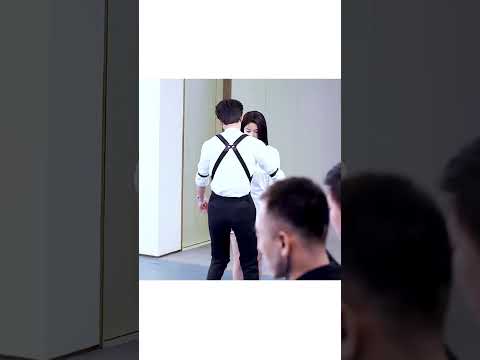 Their Boss Is Her Personal Bodyguard Love Strikes Back YOUKU Shorts