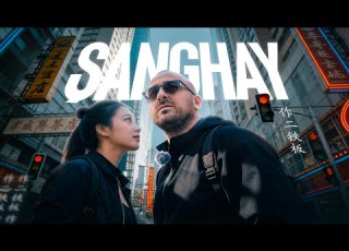 They Live In Another World In China Shanghai