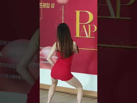 191225 유진 권유진 댄서유진 썸띵 ExcuseMe 떨려요 단발머리 링마벨 앙데팡당2020KOREA와함께하는피카디리아트프라이즈2019 피카디리플러스4층 191225 유진 권유진 댄서유진 썸띵 ExcuseMe 떨려요 단발머리 링마벨 앙데팡당2020KOREA와함께하는피카디리아트프라이즈2019 피카디리플러스4층