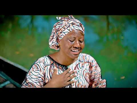 SHAMSIYYA SADI SO SUFA OFFICIAL VIDEO BY MOMMY GOMBE
