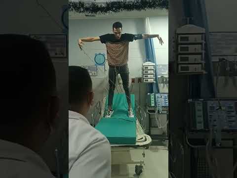 مشهد مرعب لشخص مسكون بجن في المستشفي المقطع كامل في القناة