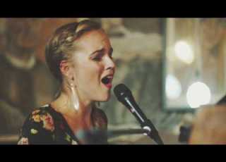Su Jaoks Kuldrenett By Kadri Voorand Quartet Live Laitse Graniitvilla