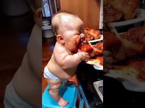 قنصتني الشوكلاته طفل رضيع جوعان Shorts Foryou