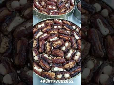Medjool Dates And Piarom Dates